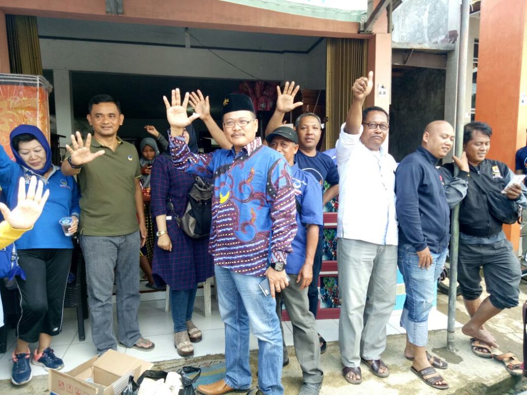 DPD Nasdem Kab Cirebon Fokus Bantu Korban Banjir Ciledug 